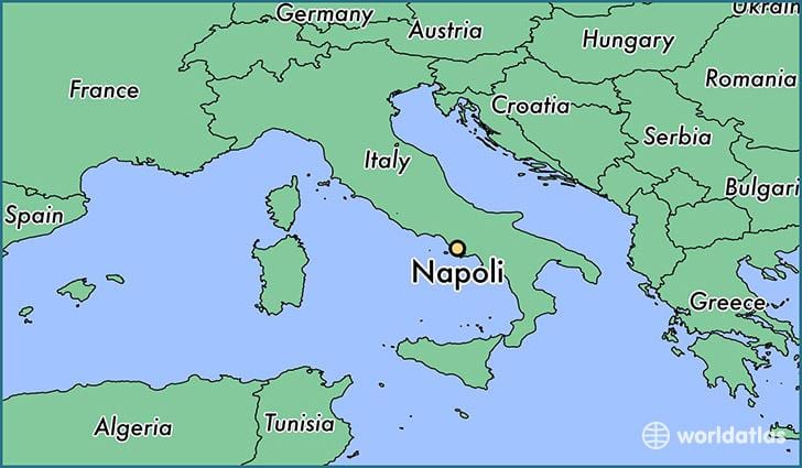 リアの地図を示すナポリ