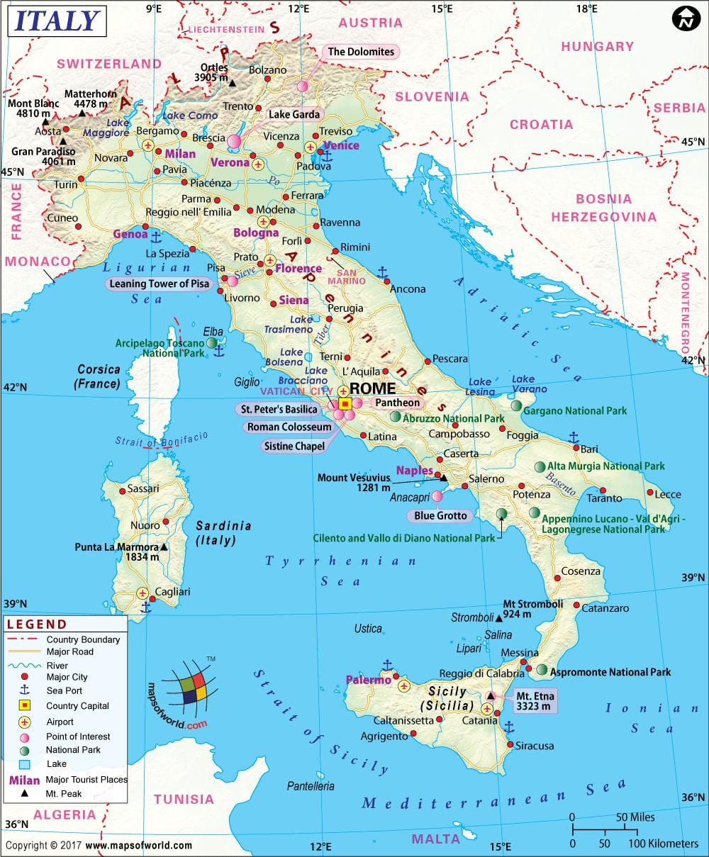 地図のナポリイタリアの周辺地域